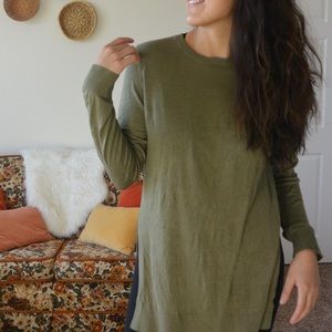 H&M Olive colored lightweight sweater